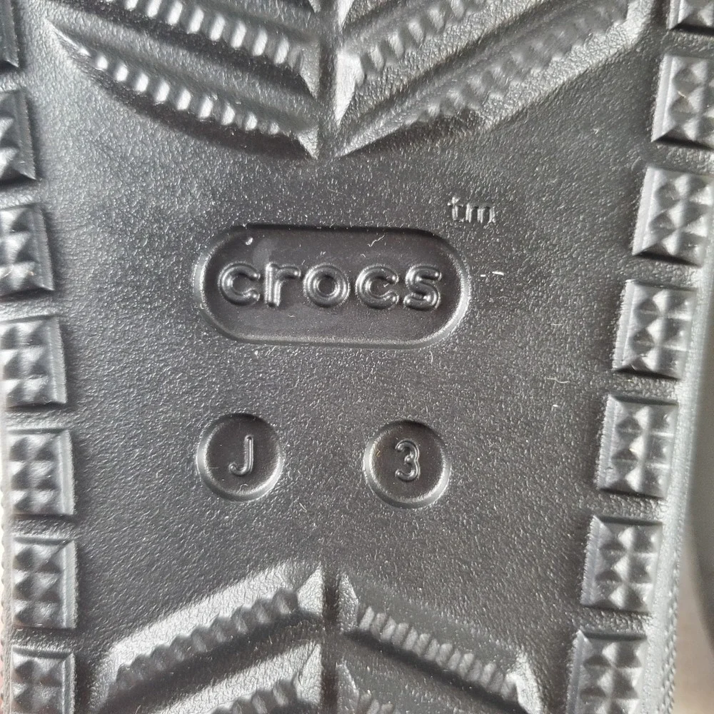 Crocs Classic V2 Little Kids Sandals Sz 3 J3 Black Rubber Comfort Slip On